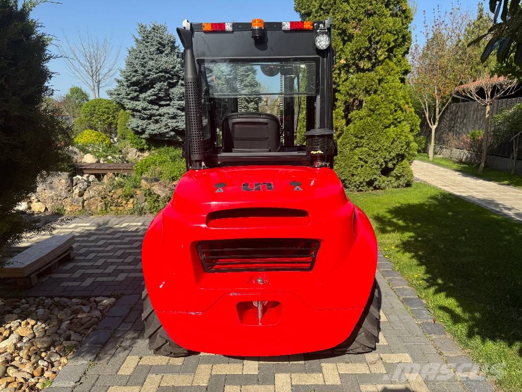 UN Forklift FD35T-DNJM1 4WD V-4166 Vorkheftruck voor zwaar terrein