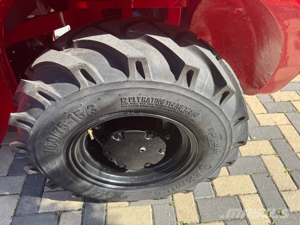 UN Forklift FD35T-DNJM1 4WD V-4166 Vorkheftruck voor zwaar terrein