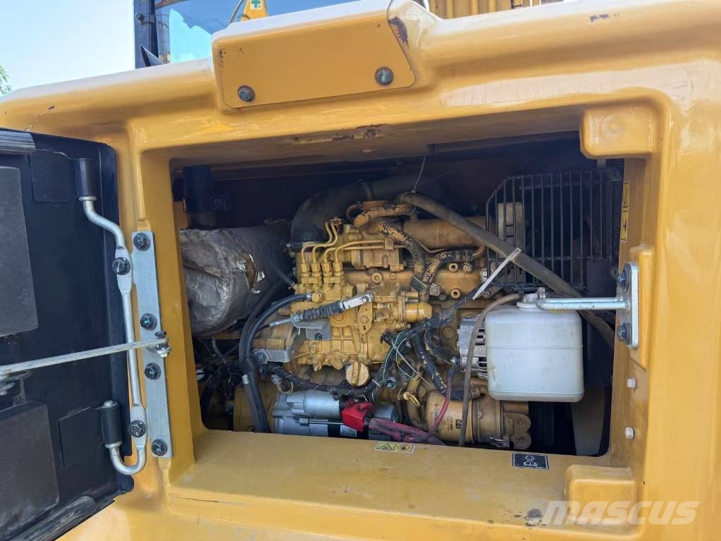 CAT 310 Paletli ekskavatörler