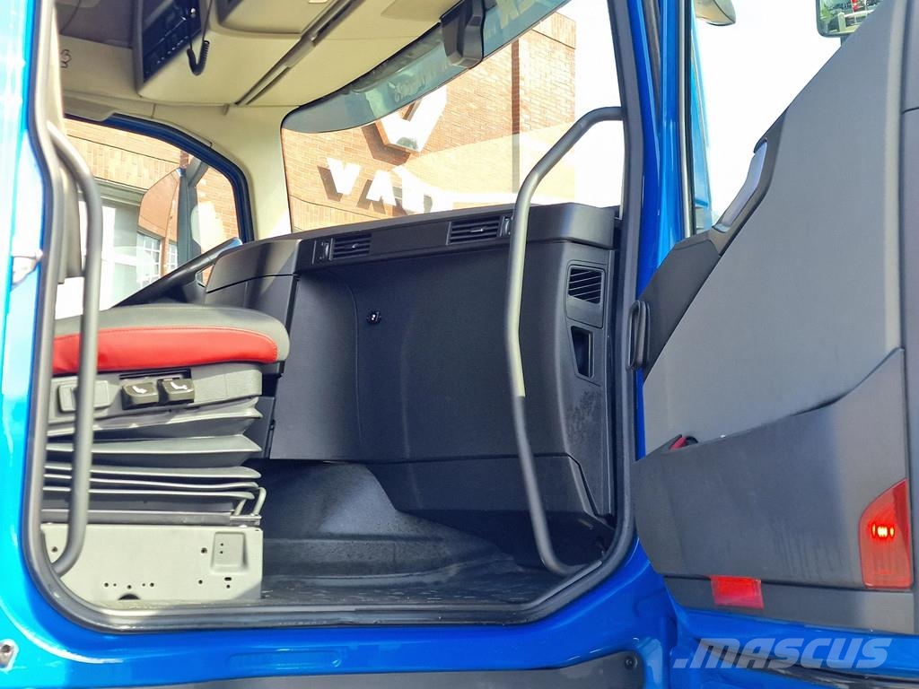 Volvo FH 13.500 Globetrotter 4x2 - PTO/Hydraulic - Navi Naudoti vilkikai