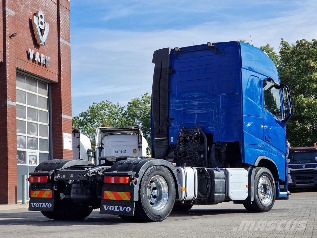 Volvo FH 13.500 Globetrotter 4x2 - PTO/Hydraulic - Navi Naudoti vilkikai