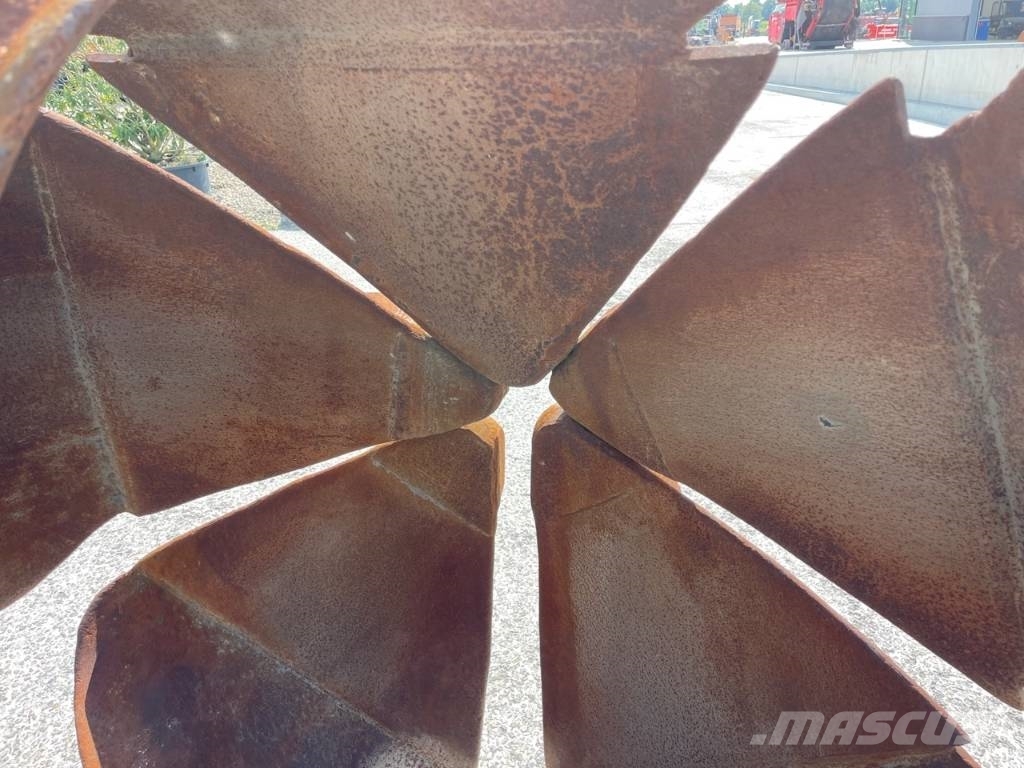 HGT 4.5 600 liter Polyb grab / Polypengreifer Αρπάγες