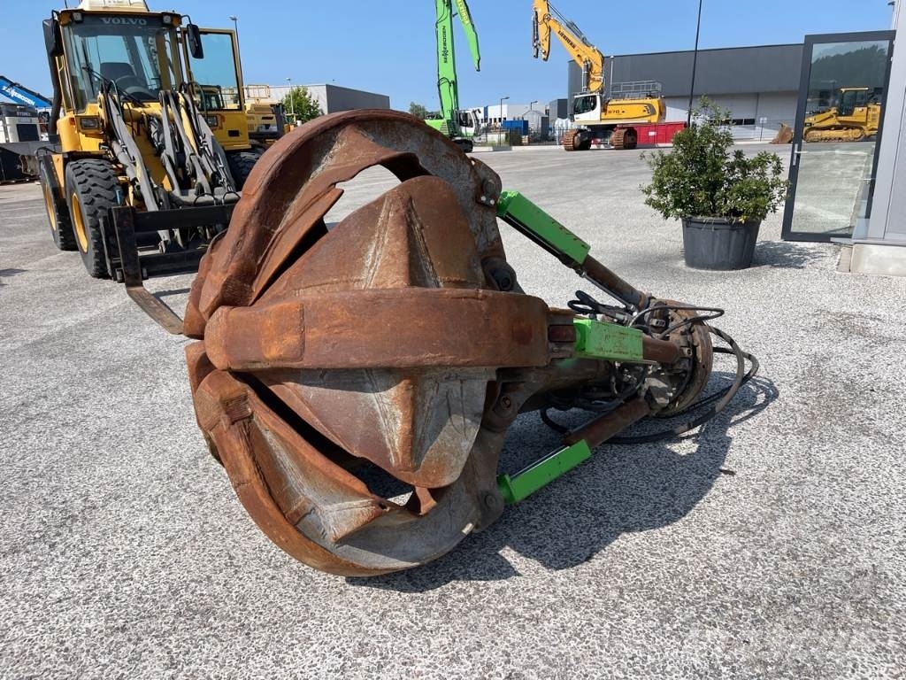 HGT 4.5 600 liter Polyb grab / Polypengreifer Αρπάγες