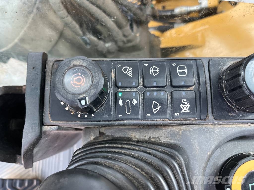 CAT 352 - Next Gen - Hammer Lines / Automatic Greasing حفارات زحافة