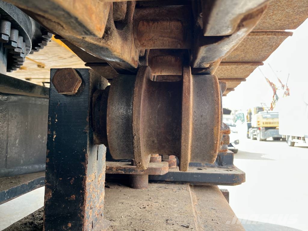 CAT 352 - Next Gen - Hammer Lines / Automatic Greasing حفارات زحافة