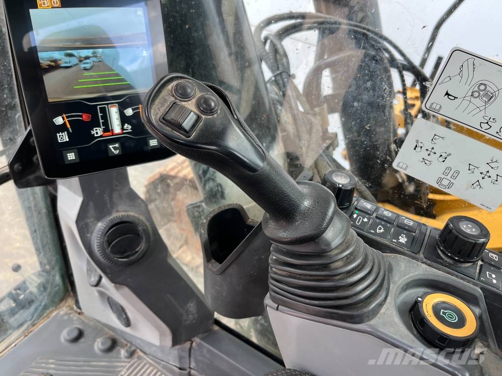 CAT 352 - Next Gen - Hammer Lines / Automatic Greasing حفارات زحافة