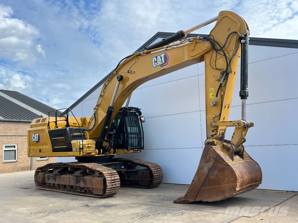 CAT 352 - Next Gen - Hammer Lines / Automatic Greasing حفارات زحافة
