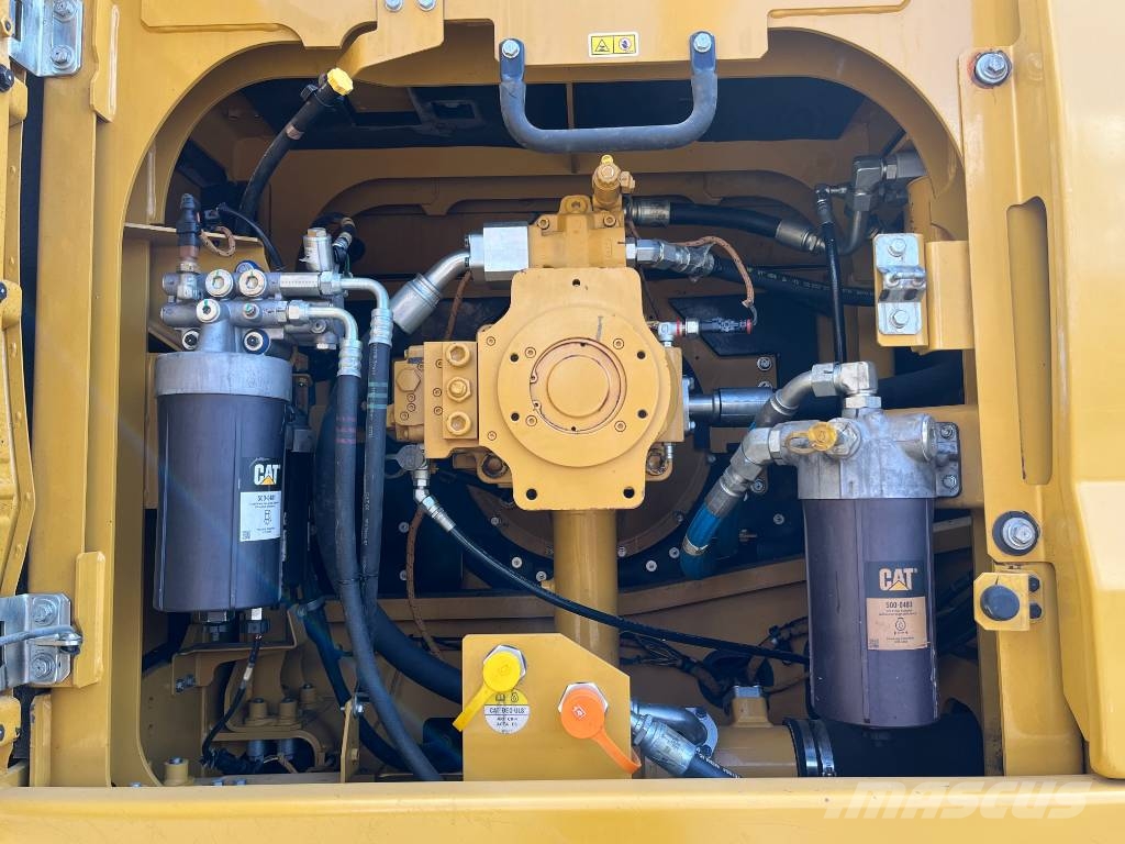 CAT 352 - Next Gen - Hammer Lines / Automatic Greasing حفارات زحافة