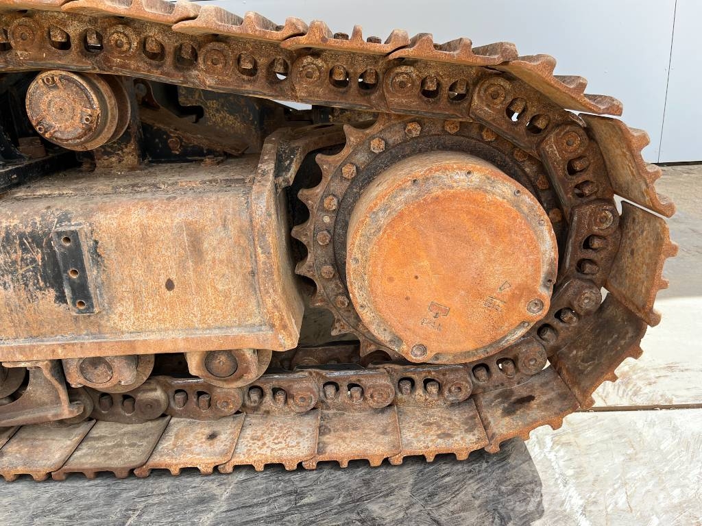 CAT 352 - Next Gen - Hammer Lines / Automatic Greasing حفارات زحافة