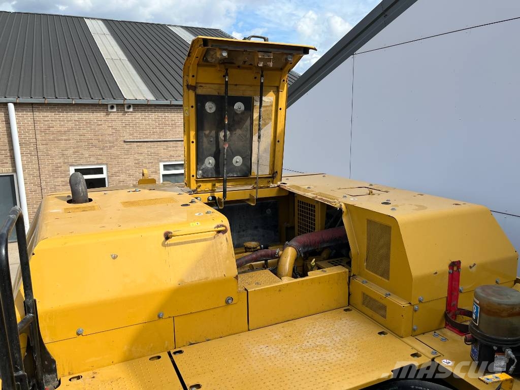 CAT 352 - Next Gen - Hammer Lines / Automatic Greasing حفارات زحافة