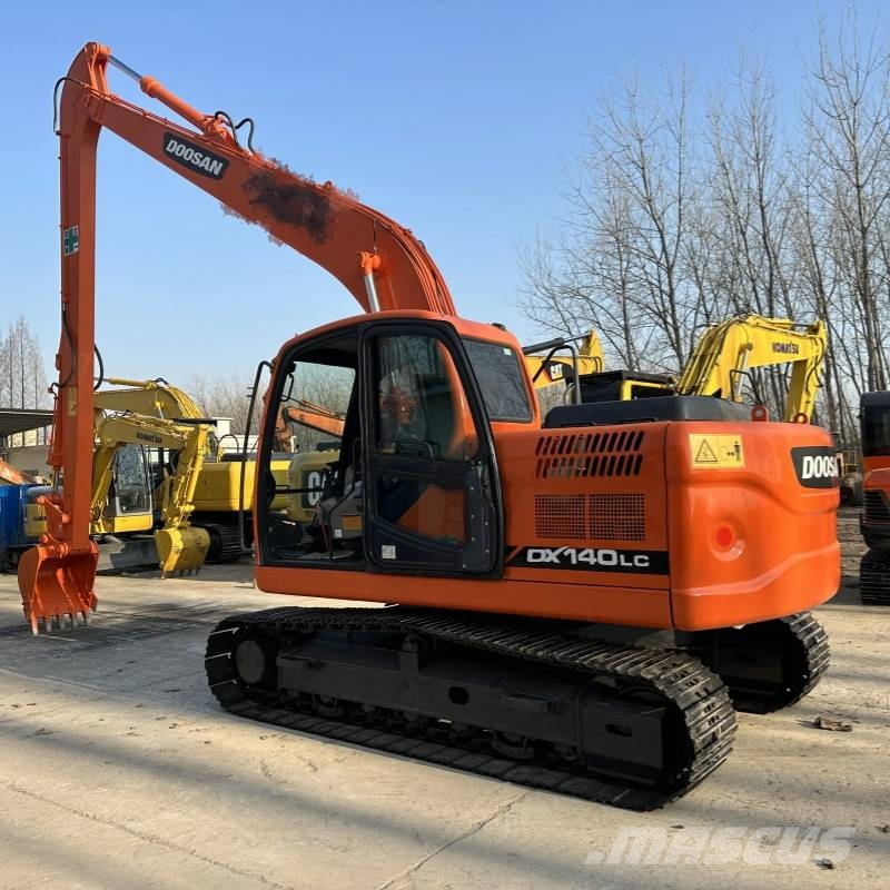 Doosan DX 140 Гусеничні екскаватори