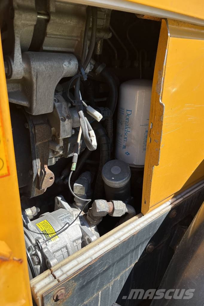 Lundberg 5220, Endast 5304 Timmar Ładowarki kołowe