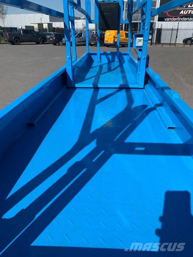 Sinoboom GN2132E رافعات مقصية الشكل