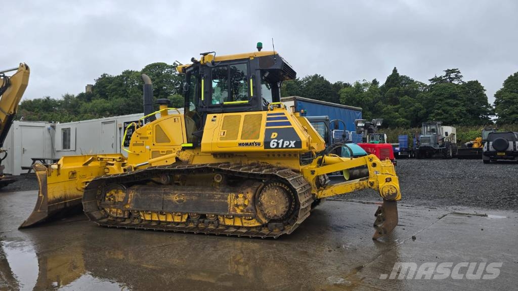 Komatsu D 61 PX Buldooserid