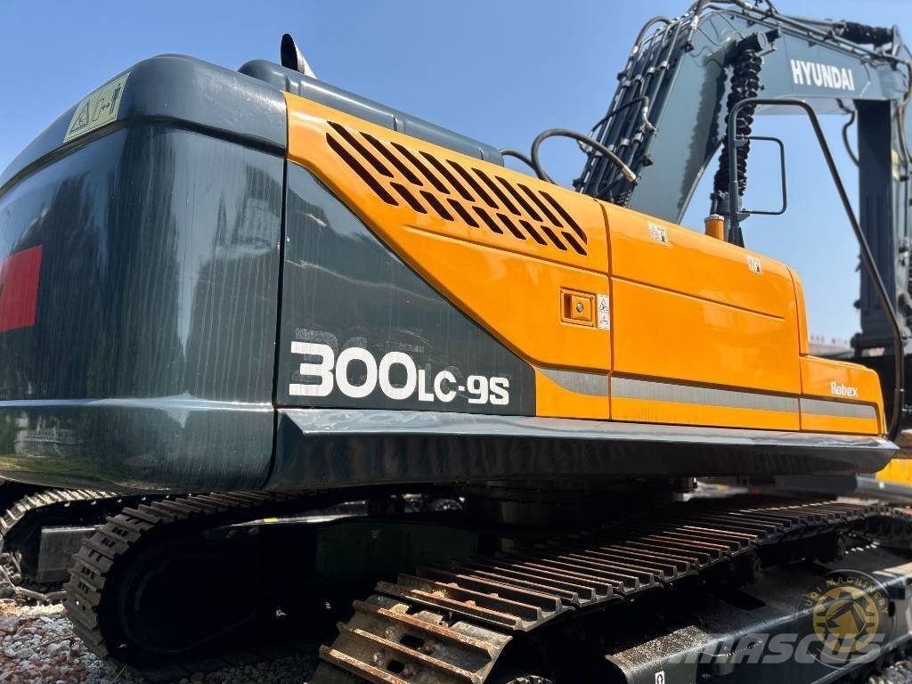 Hyundai 330LC-93 대형 굴삭기 29톤 이상