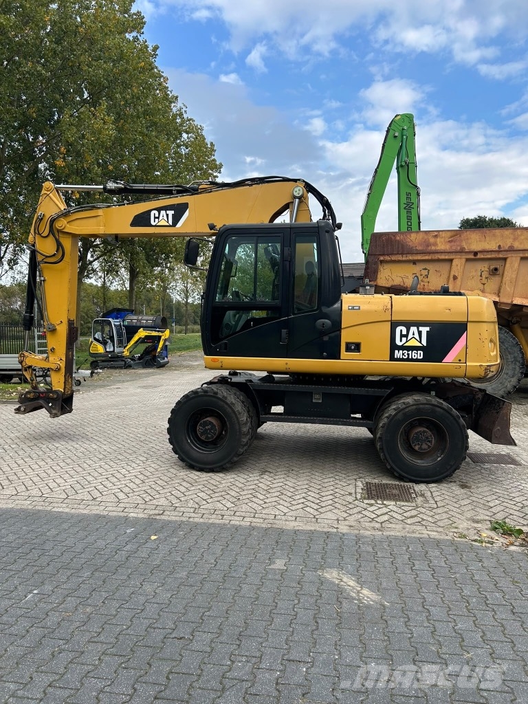 CAT M 316 D Ratasekskavaatorid