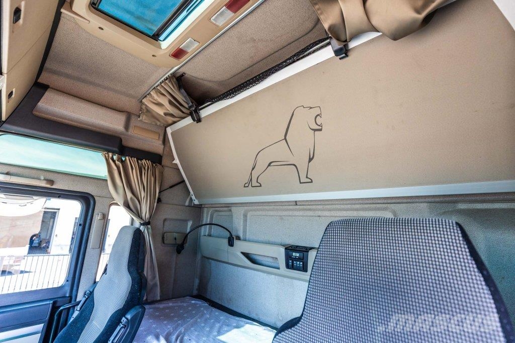 MAN TGX 18.470 XXL BLS + KIPHYDR. Vetopöytäautot