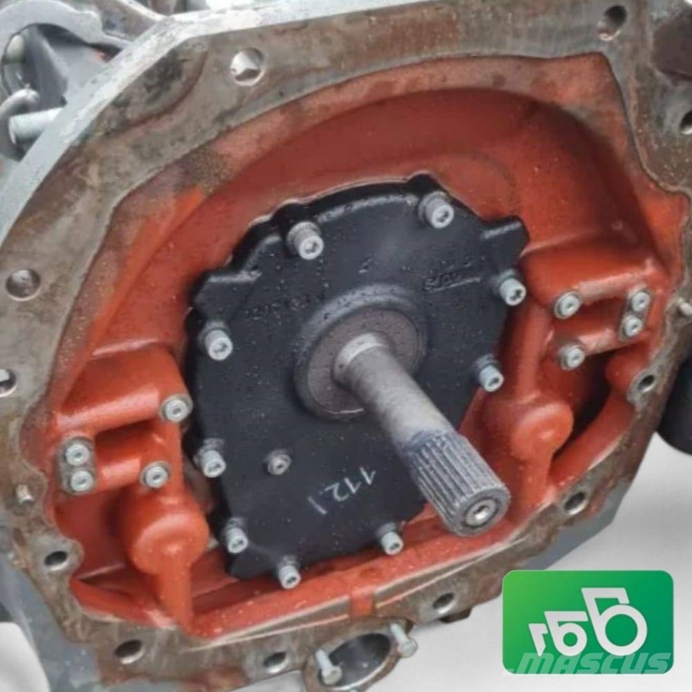 CLAAS Arion 660 Gearbox 207015.8 CMATIC 0005890920 Transmisija