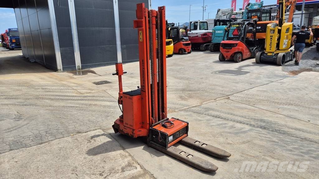 BHV 1251 - 1983 YEAR - 350CM LIFT 行走控制式堆積機