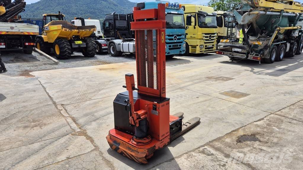 BHV 1251 - 1983 YEAR - 350CM LIFT 行走控制式堆積機