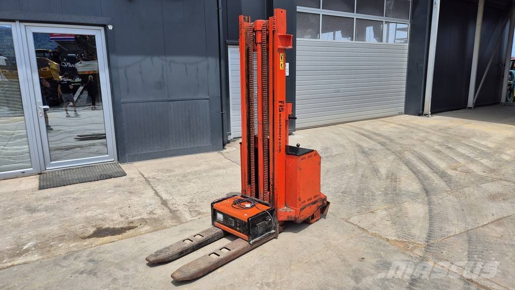 BHV 1251 - 1983 YEAR - 350CM LIFT 行走控制式堆積機