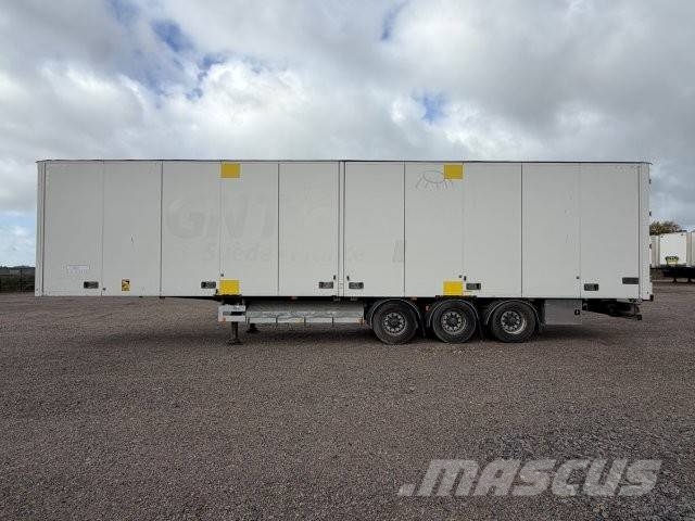Ekeri Skåptrailer Öppningsbar sida Skjutbart tak  RNA460 Lettisolert skaptrailer