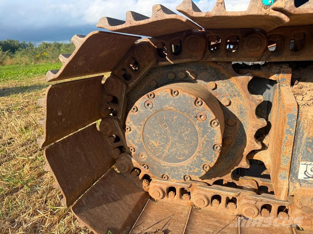 Kobelco SK140LC-7 Escavadeiras de esteiras
