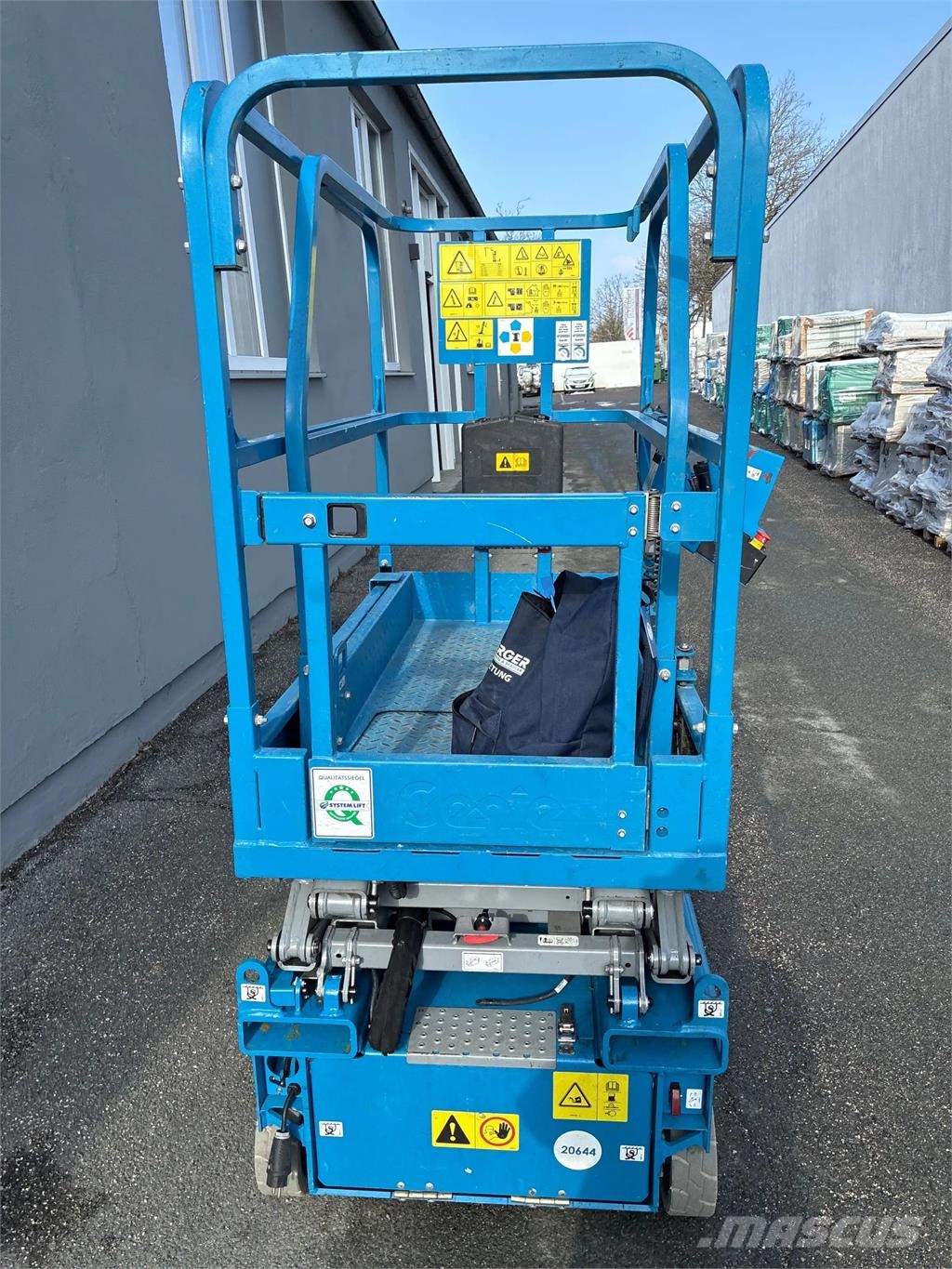 Genie GS 1432m Scissor lifts