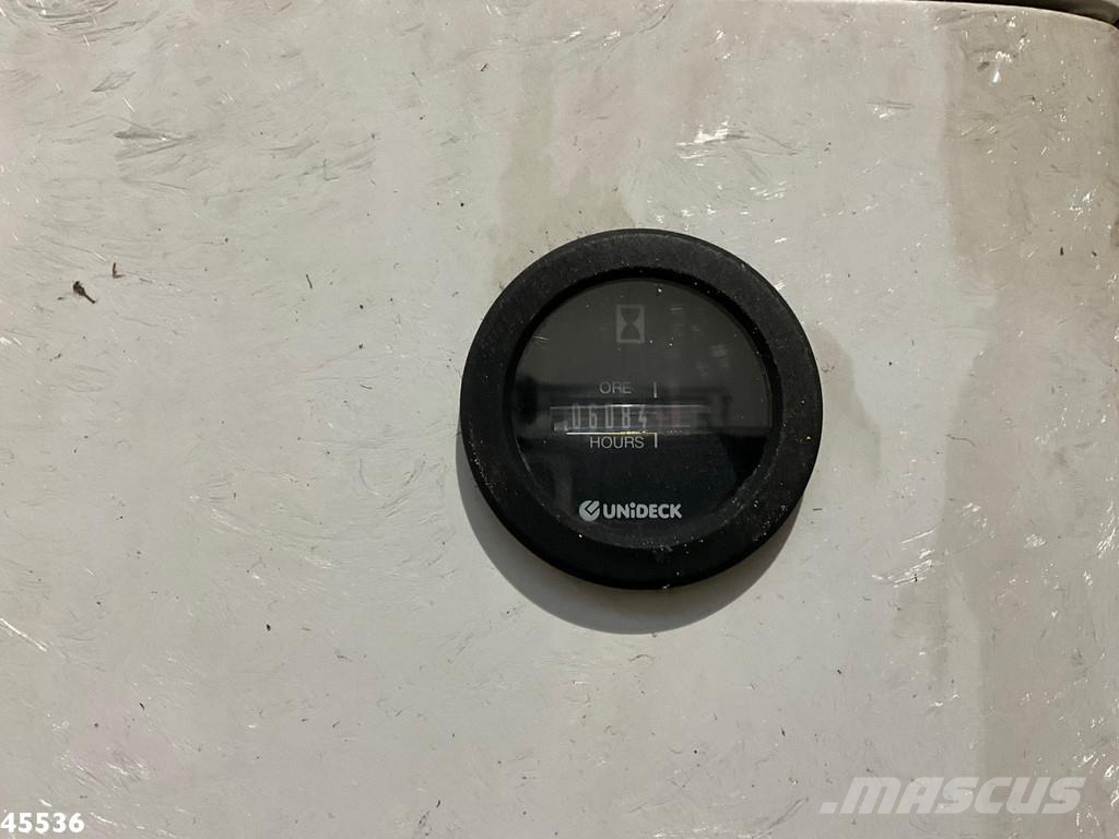 Scania P 340 Euro 6 CNG HMF 25 Tonmeter laadkraan Kiper tovornjaki
