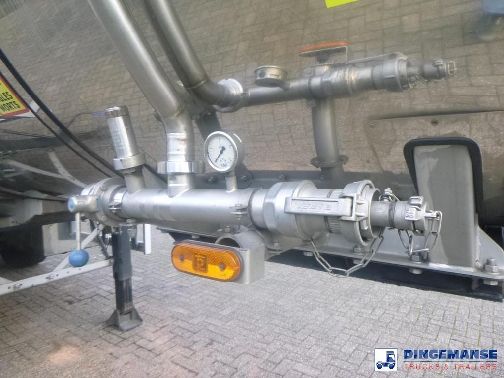 LAG Food tank inox 32m3 / 3 comp + pump + steam heatin 油罐半挂车
