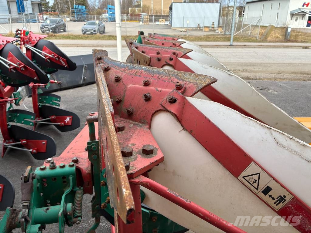 Kverneland ES85-200-14 Huutokaupassa Arados reversibles