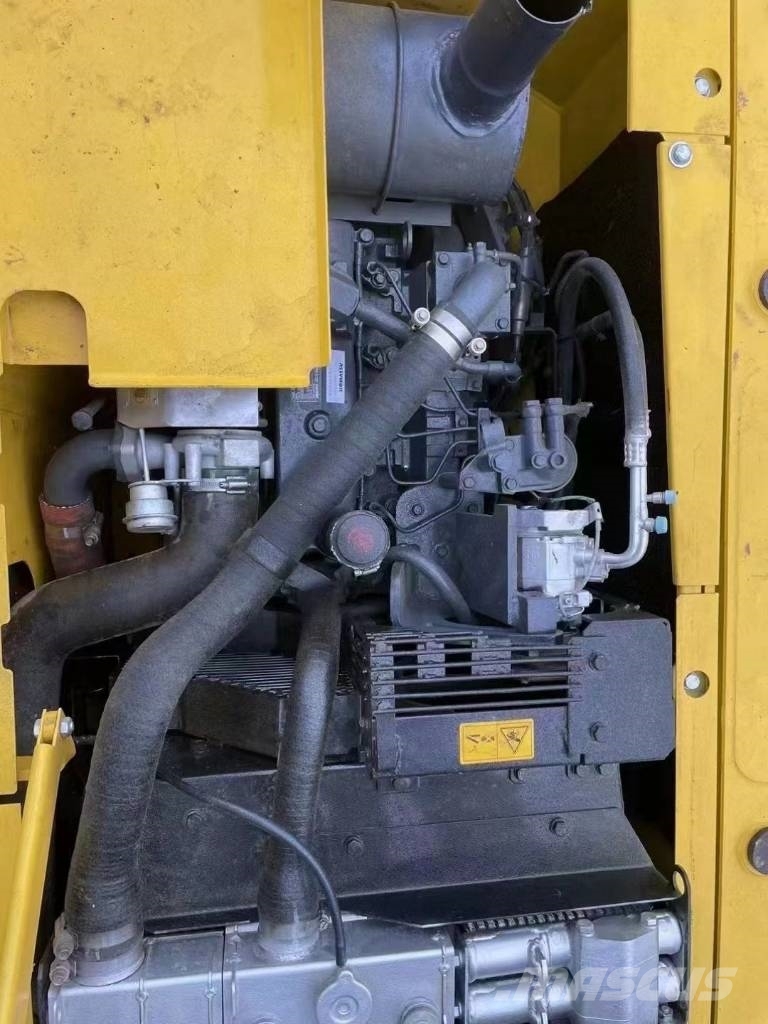 Komatsu PC 130-8 Rupsgraafmachines