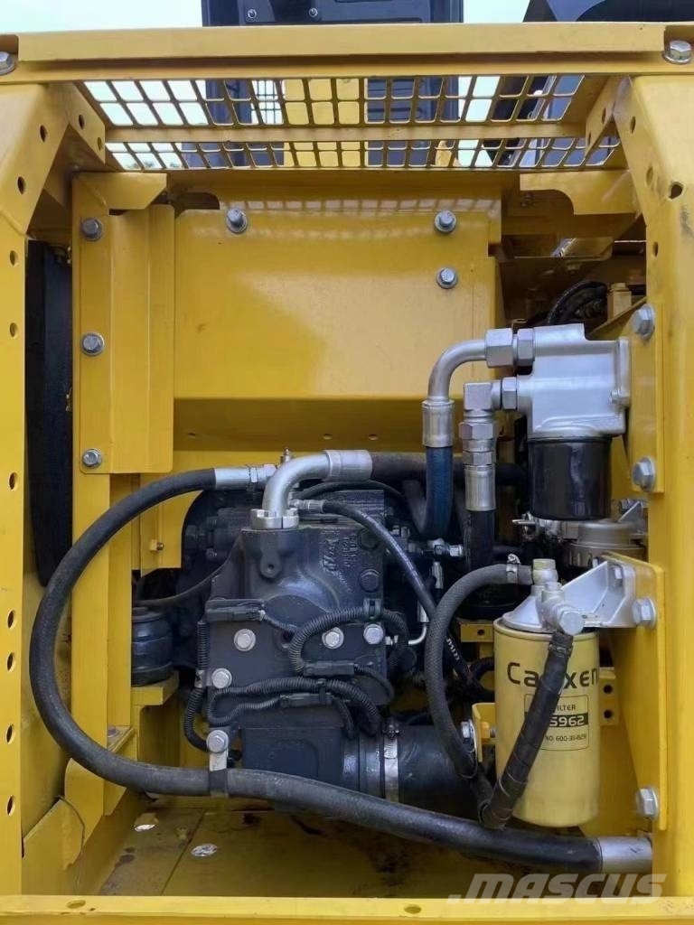 Komatsu PC 130-8 Rupsgraafmachines