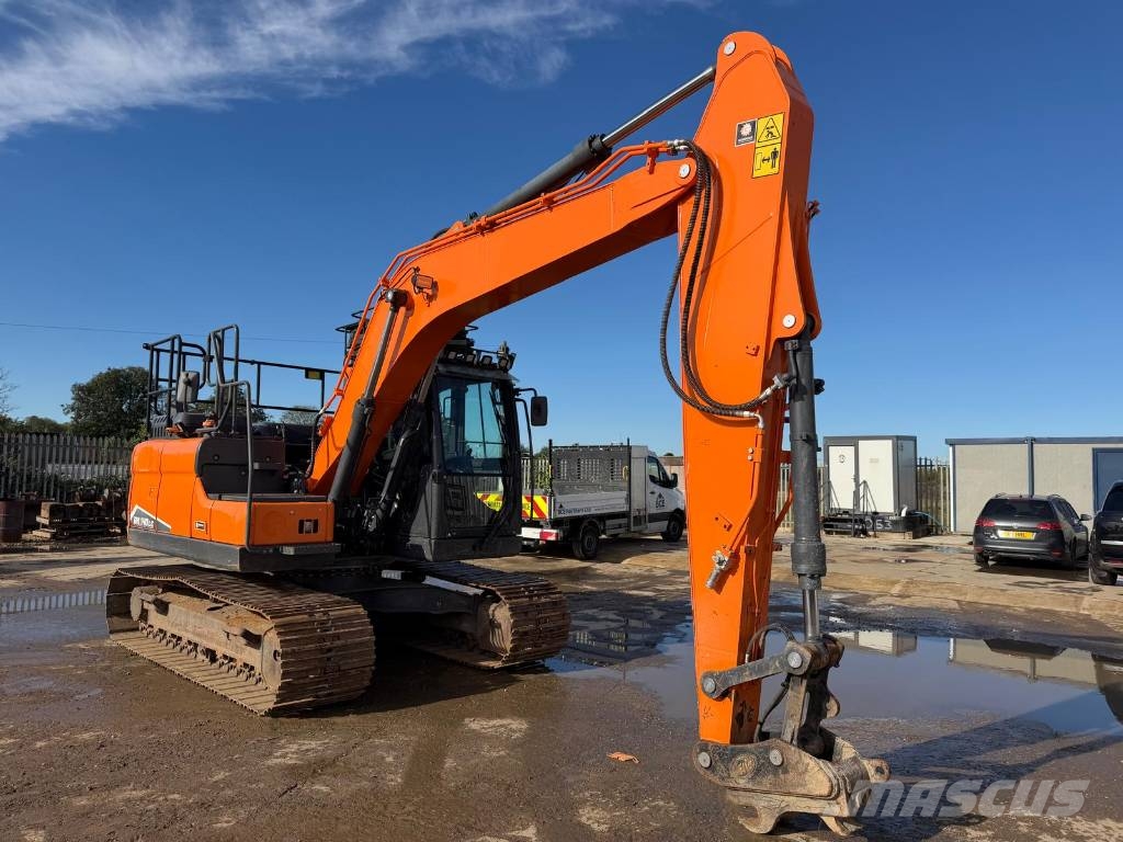 Doosan DX 140 LC Excavadoras de cadenas