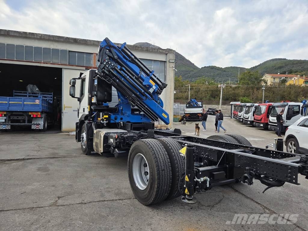 Iveco Stralis 190 S42 Kranwagen