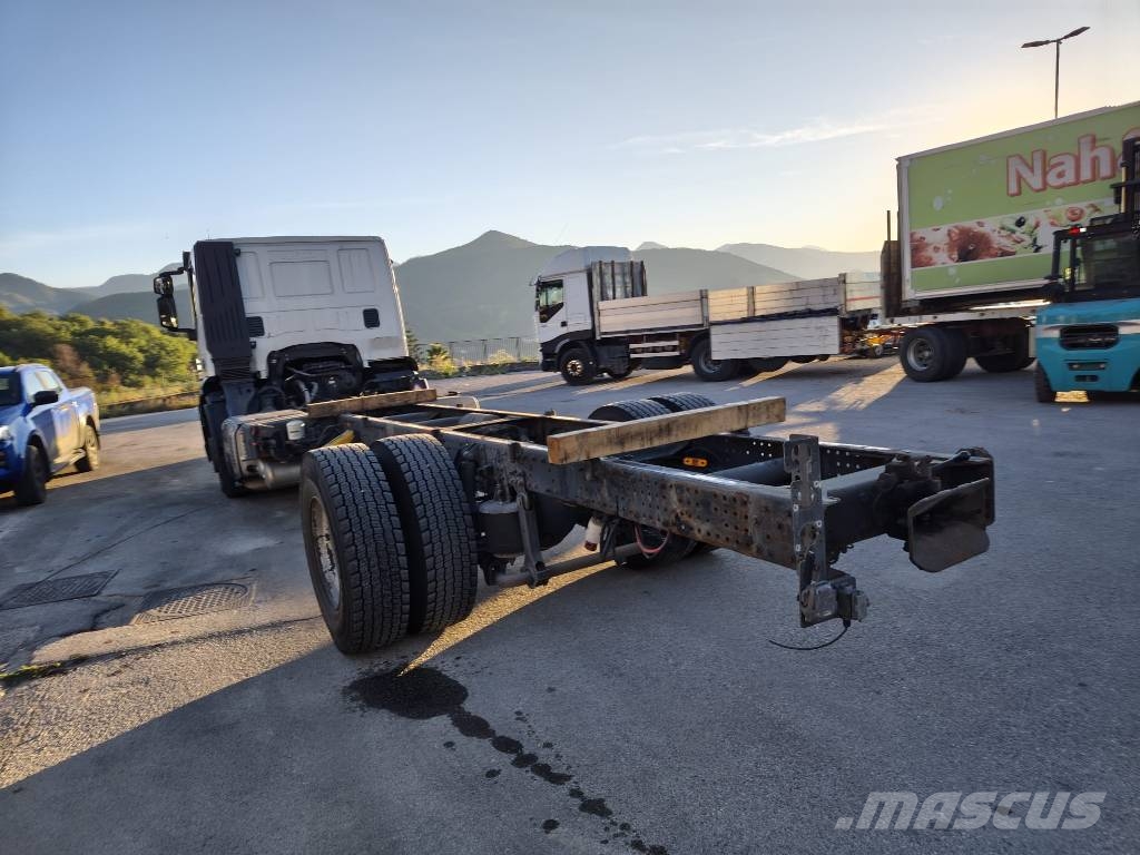 Iveco Stralis 190 S42 Camiones portacoches
