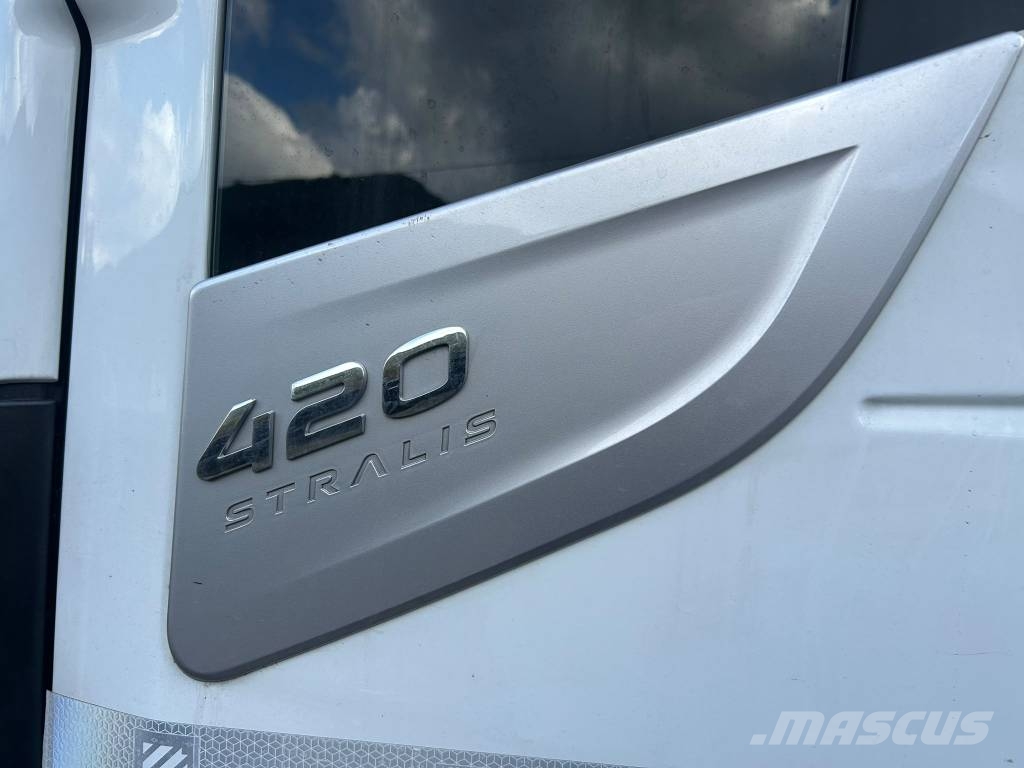 Iveco Stralis 190 S42 Biltransportere