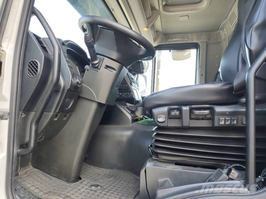 Iveco Stralis 190 S42 Trasportatore per veicoli