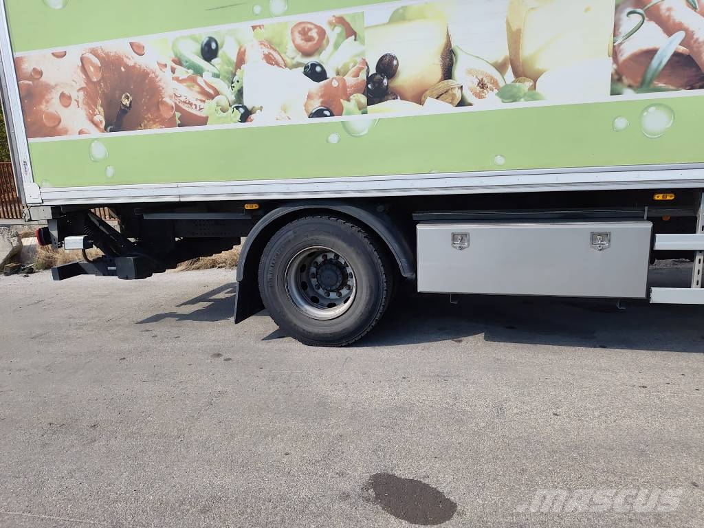 Iveco Stralis 190 S42 Trasportatore per veicoli