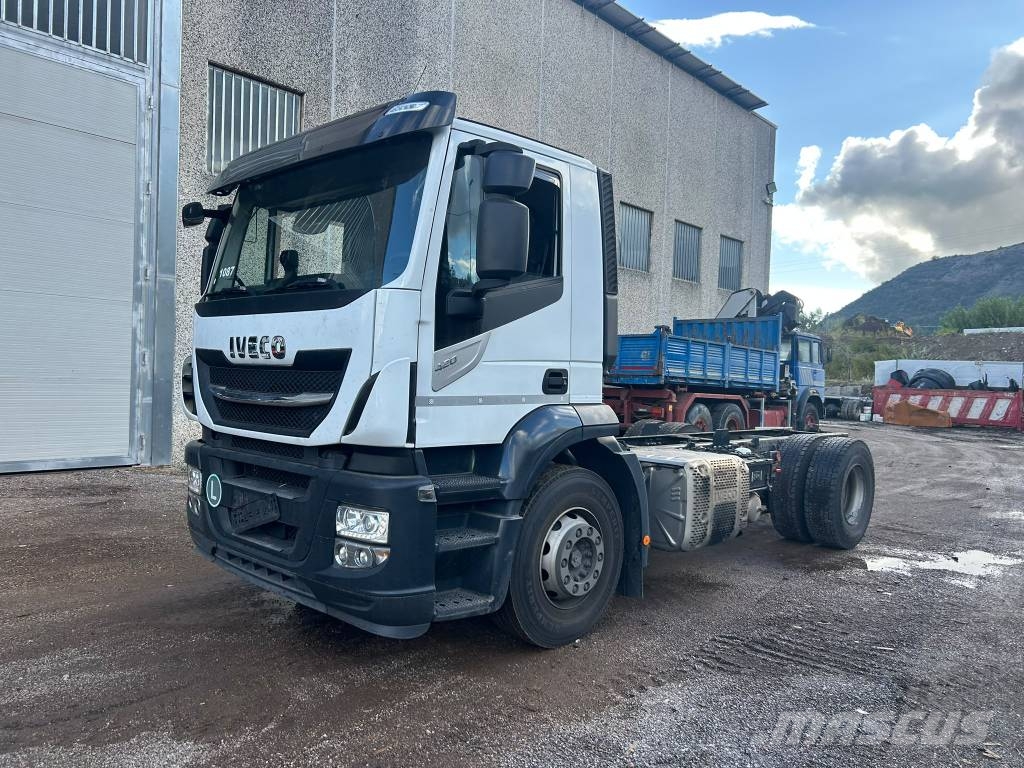 Iveco Stralis 190 S42 Biltransportere