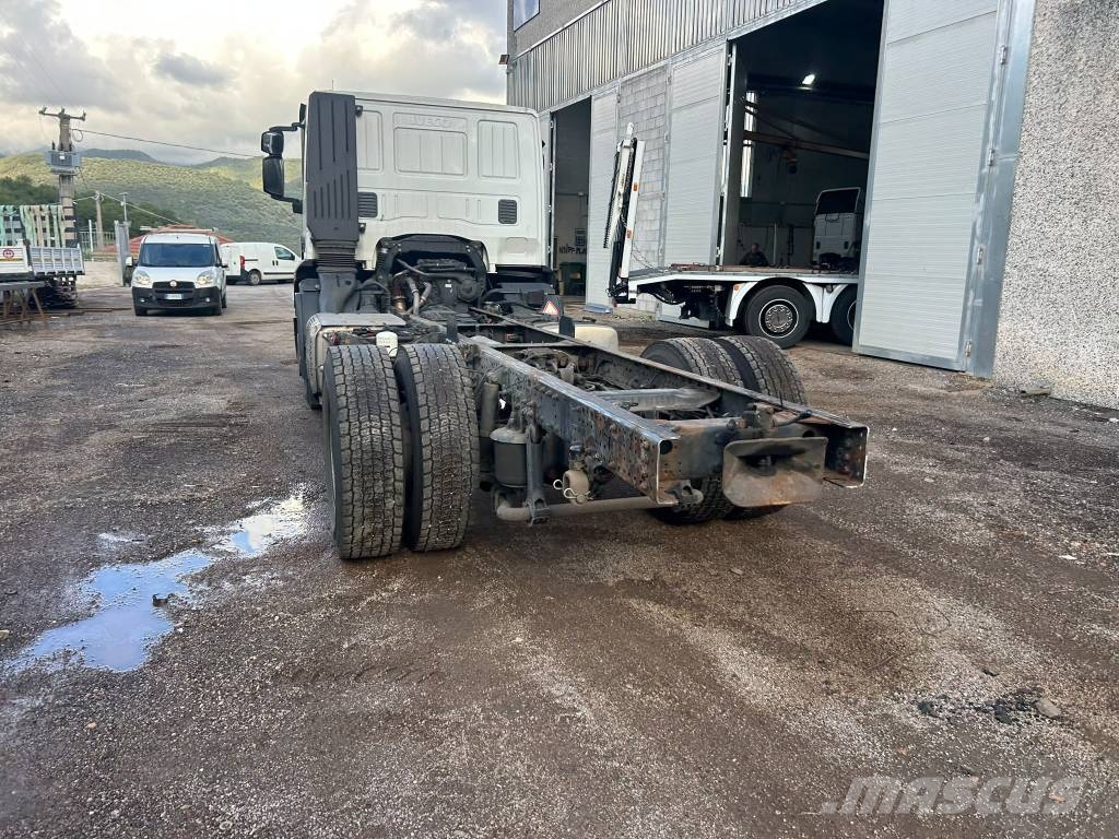 Iveco Stralis 190 S42 Biltransportere