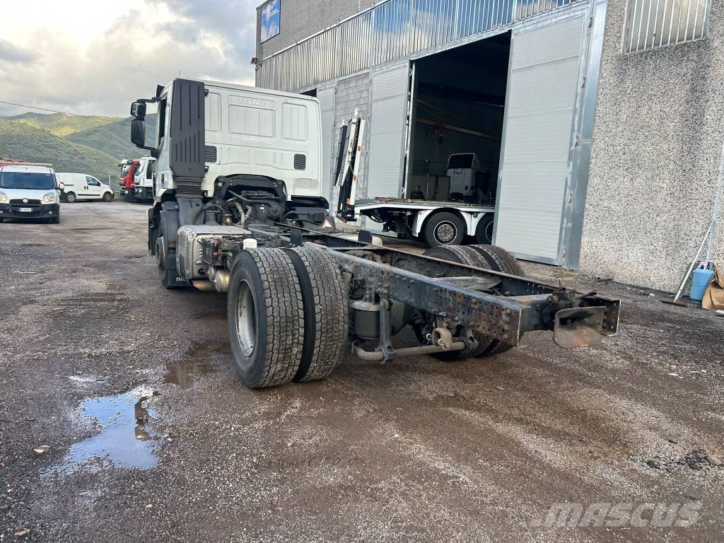 Iveco Stralis 190 S42 Biltransportere