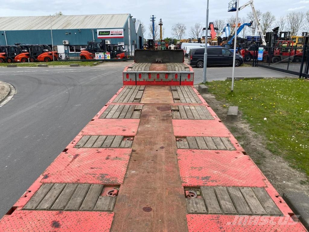 Kässbohrer LOWBED Lowbed LB3E Low loader-semi-trailers