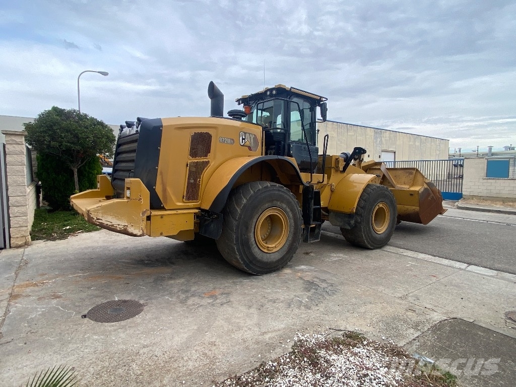 CAT 972 M Колесни товарачи