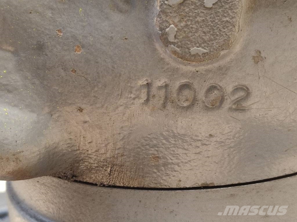 New Holland LB95 Hub reduction gear 11002 Hub Axle shaft Akslar