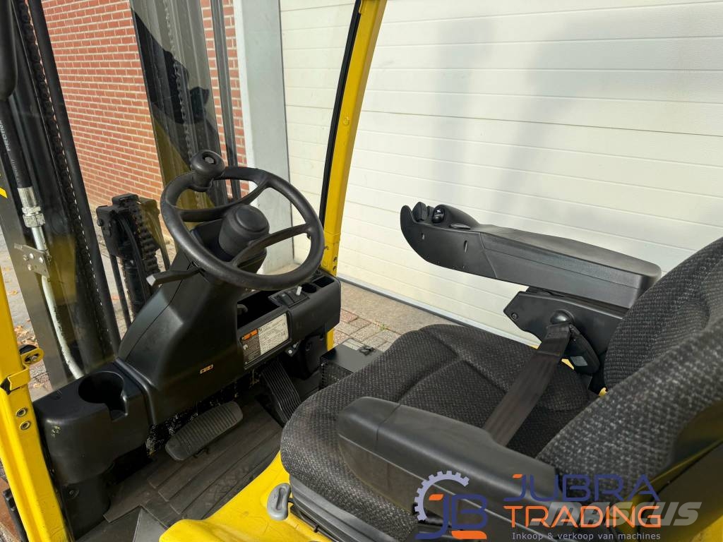 Hyster J1.6XNT LWB شاحنات ذات رافعات شوكية تعمل بالكهرباء