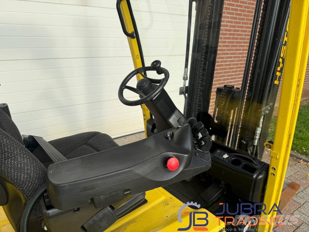 Hyster J1.6XNT LWB شاحنات ذات رافعات شوكية تعمل بالكهرباء