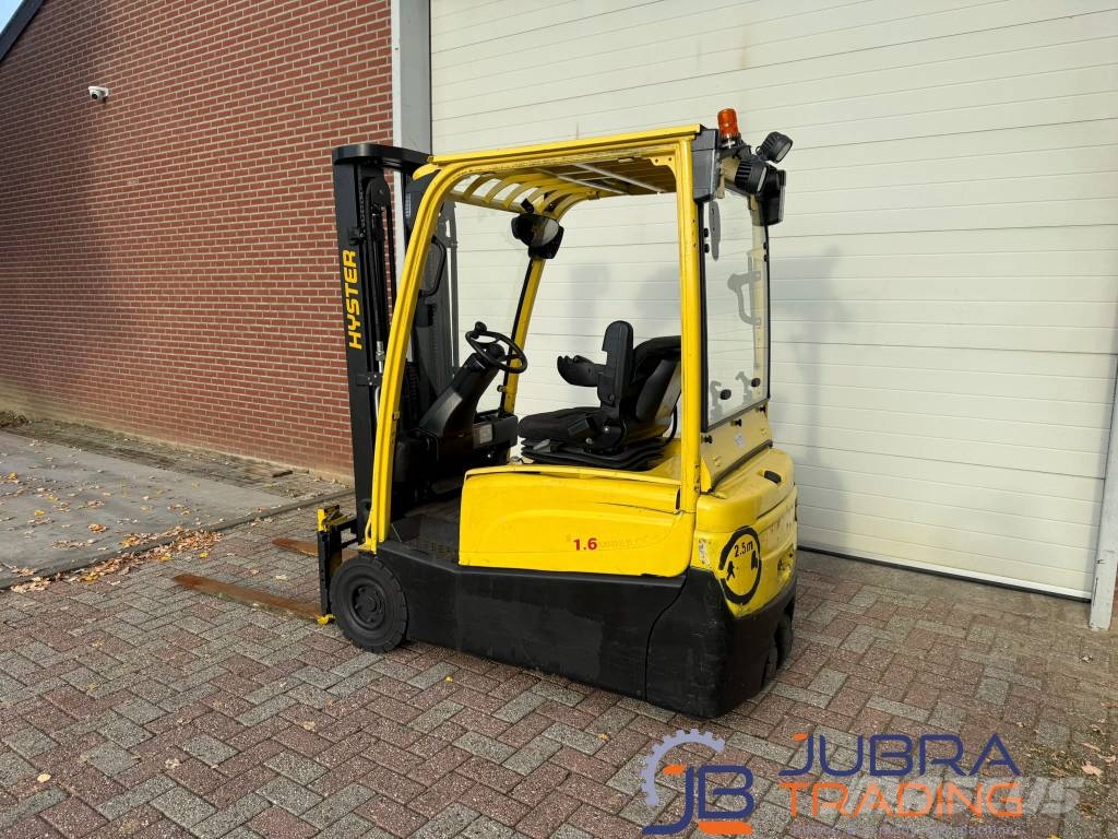 Hyster J1.6XNT LWB شاحنات ذات رافعات شوكية تعمل بالكهرباء
