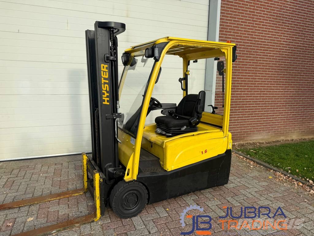 Hyster J1.6XNT LWB شاحنات ذات رافعات شوكية تعمل بالكهرباء