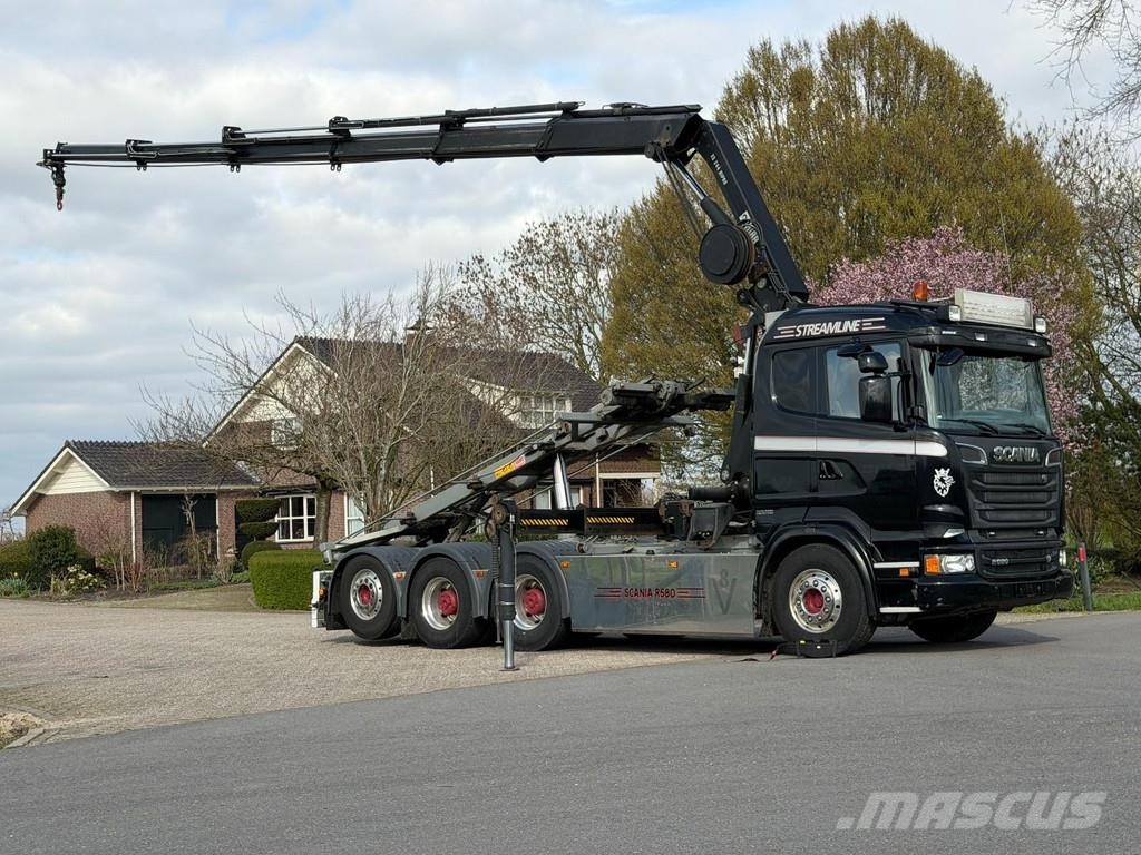 Scania R580 V8 8x4 !!TRIPLE HIAB 24 TM CRANE!!CONTAINERSY Camiones elevadores de gancho